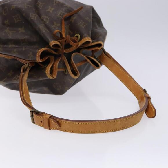 LOUIS VUITTON Monogram Noe Shoulder Bag M42224 - Picture 7 of 16